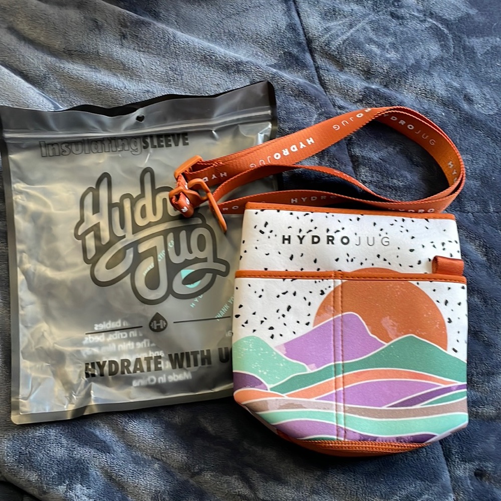 Limited Edition HydroJug sleeve -New